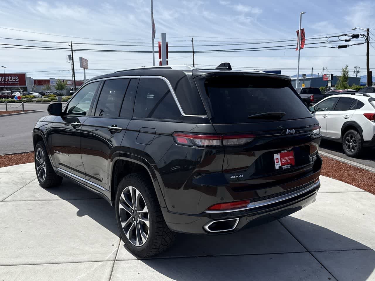 Thumbnail: 2023 Jeep Grand Cherokee - 5