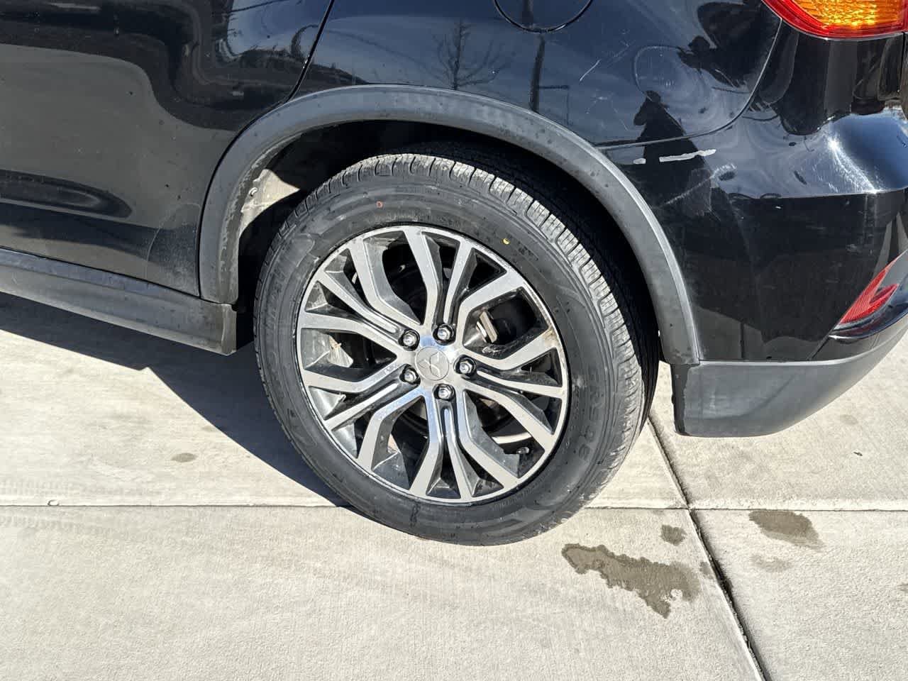 Thumbnail: 2018 Mitsubishi Outlander Sport - 8