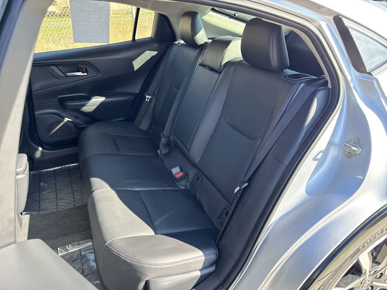 Thumbnail: 2024 Toyota Prius Prime - 12