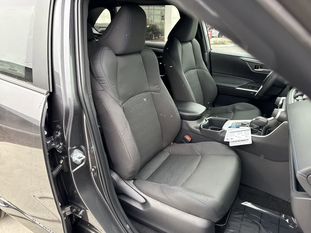 Thumbnail: 2025 Toyota RAV4 - 14