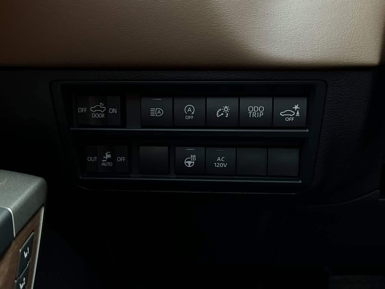 Thumbnail: 2026 Toyota Tundra - 21