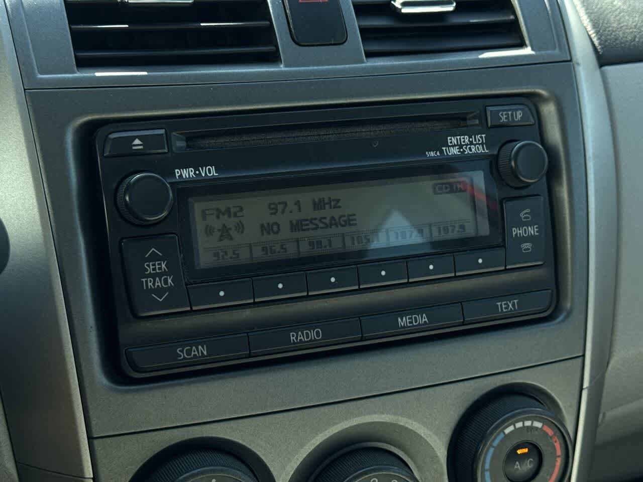 Thumbnail: 2012 Toyota Corolla - 18