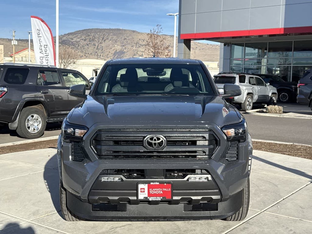 New 2025 Toyota Tacoma SR5 Truck Double Cab