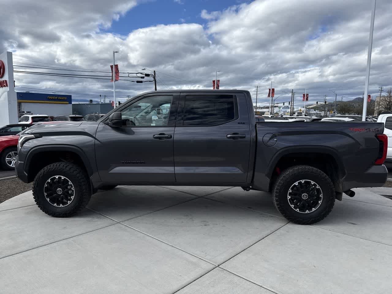 Thumbnail: 2023 Toyota Tundra - 2