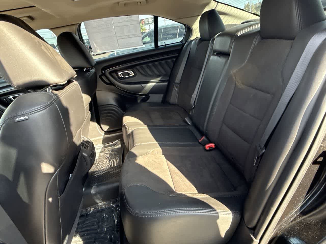Thumbnail: 2010 Ford Taurus - 12