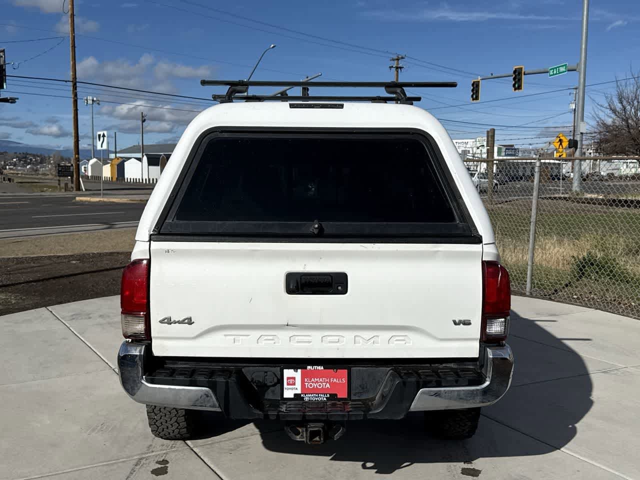 Thumbnail: 2020 Toyota Tacoma - 4