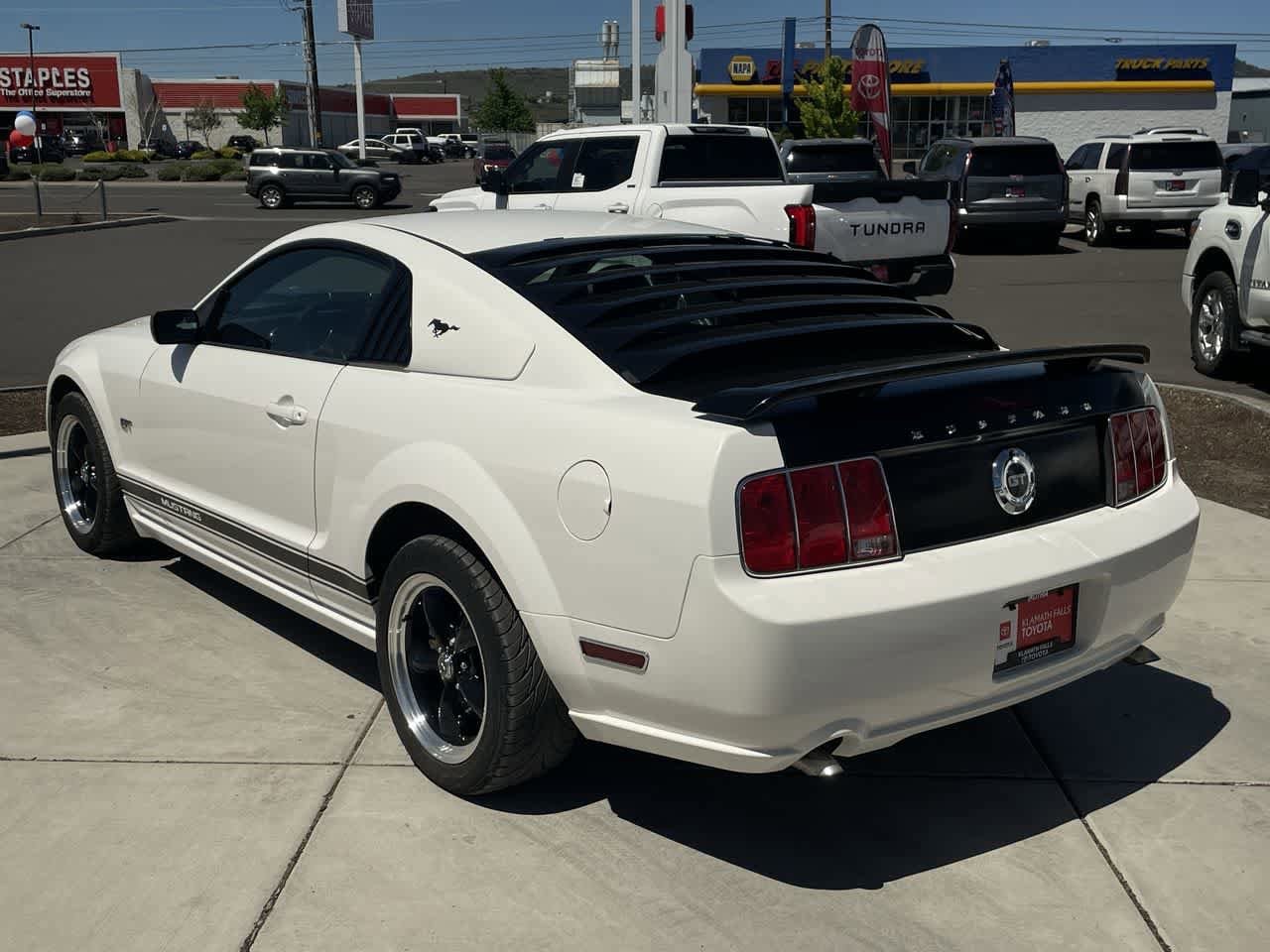 Thumbnail: 2006 Ford Mustang - 5