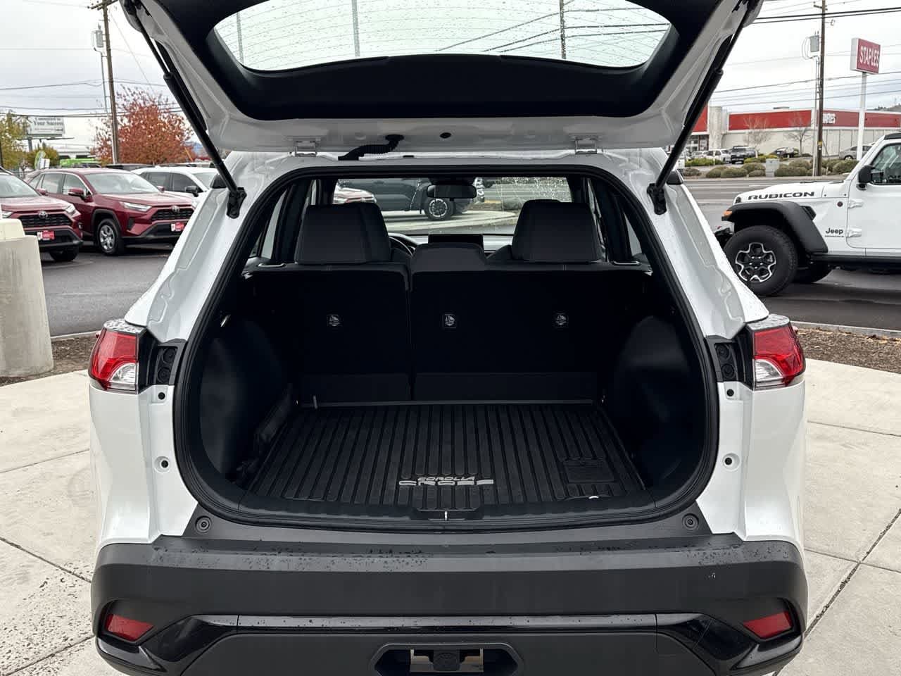 Thumbnail: 2023 Toyota Corolla Cross - 6