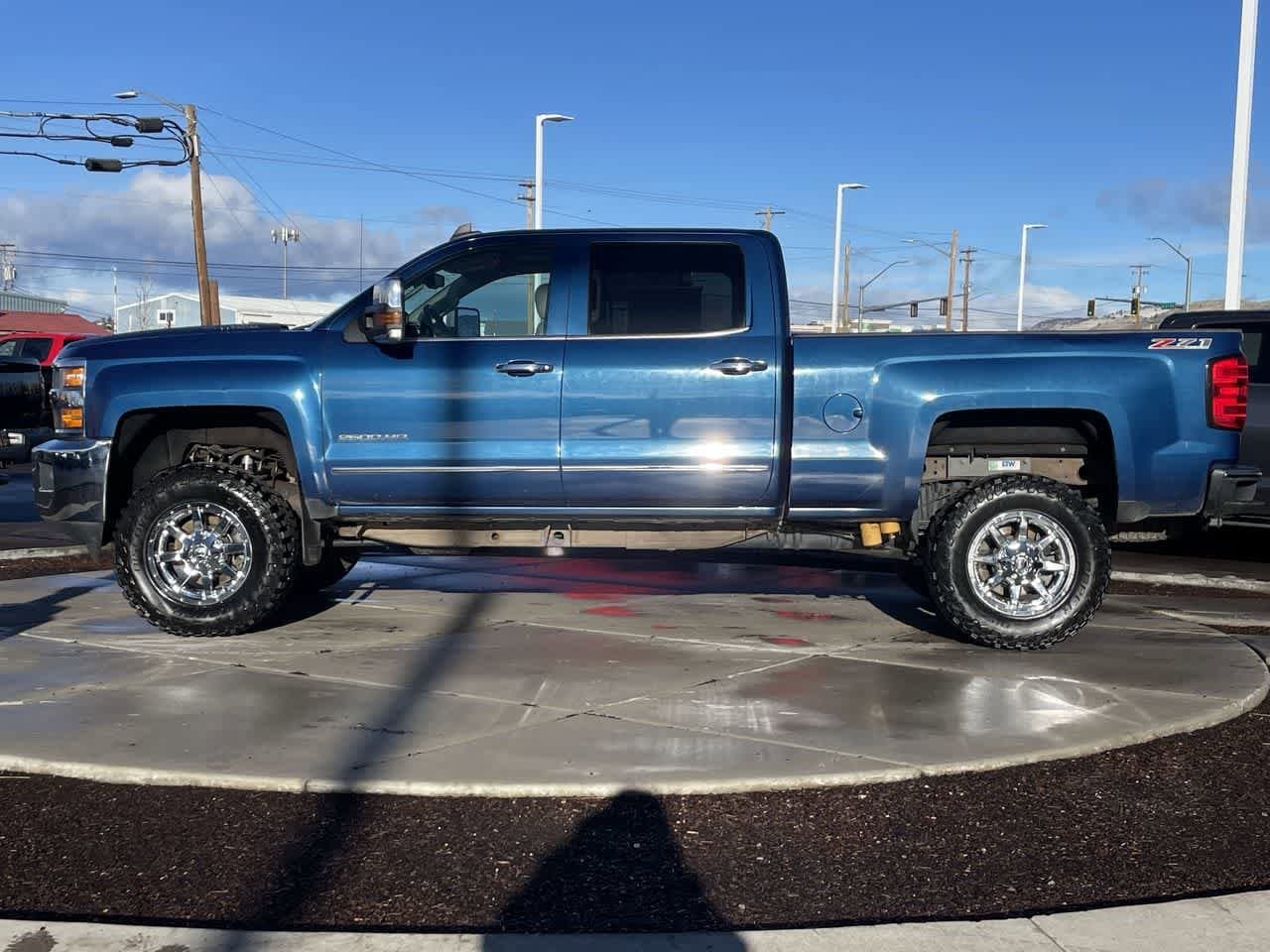 Thumbnail: 2015 Chevrolet Silverado 2500 - 2