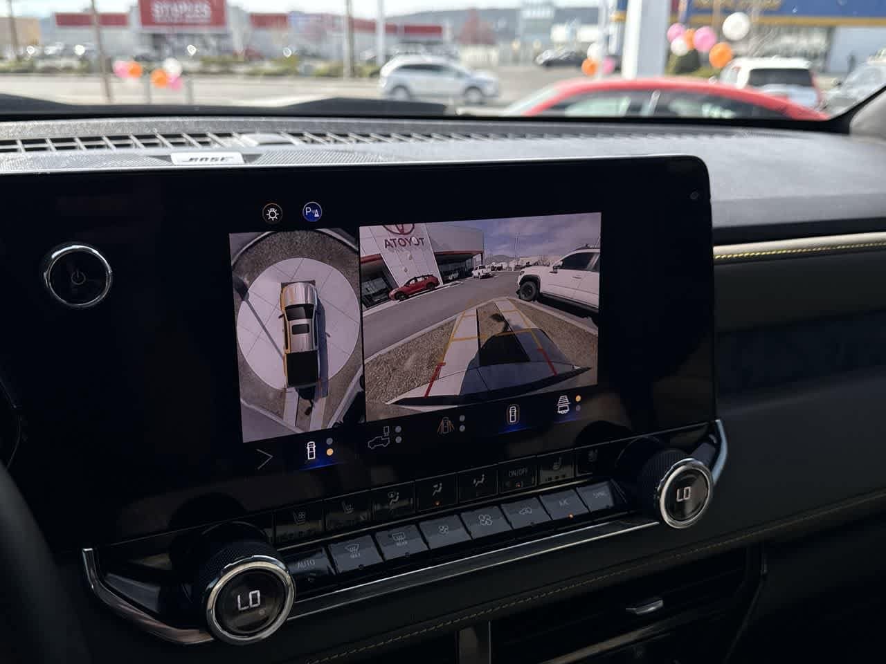 Thumbnail: 2024 Chevrolet Colorado - 18