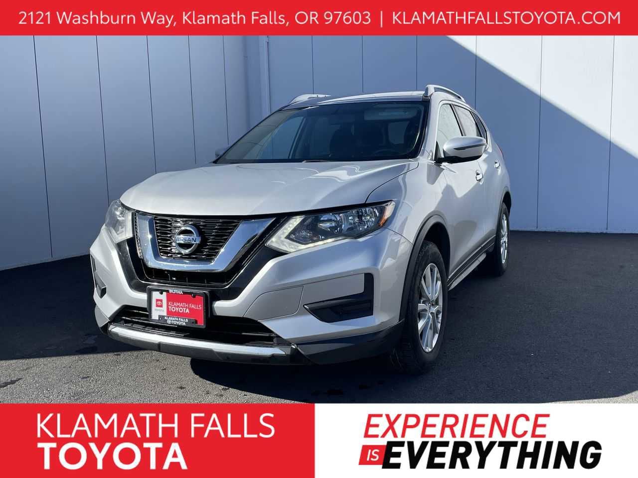 Thumbnail: 2017 Nissan Rogue - 1