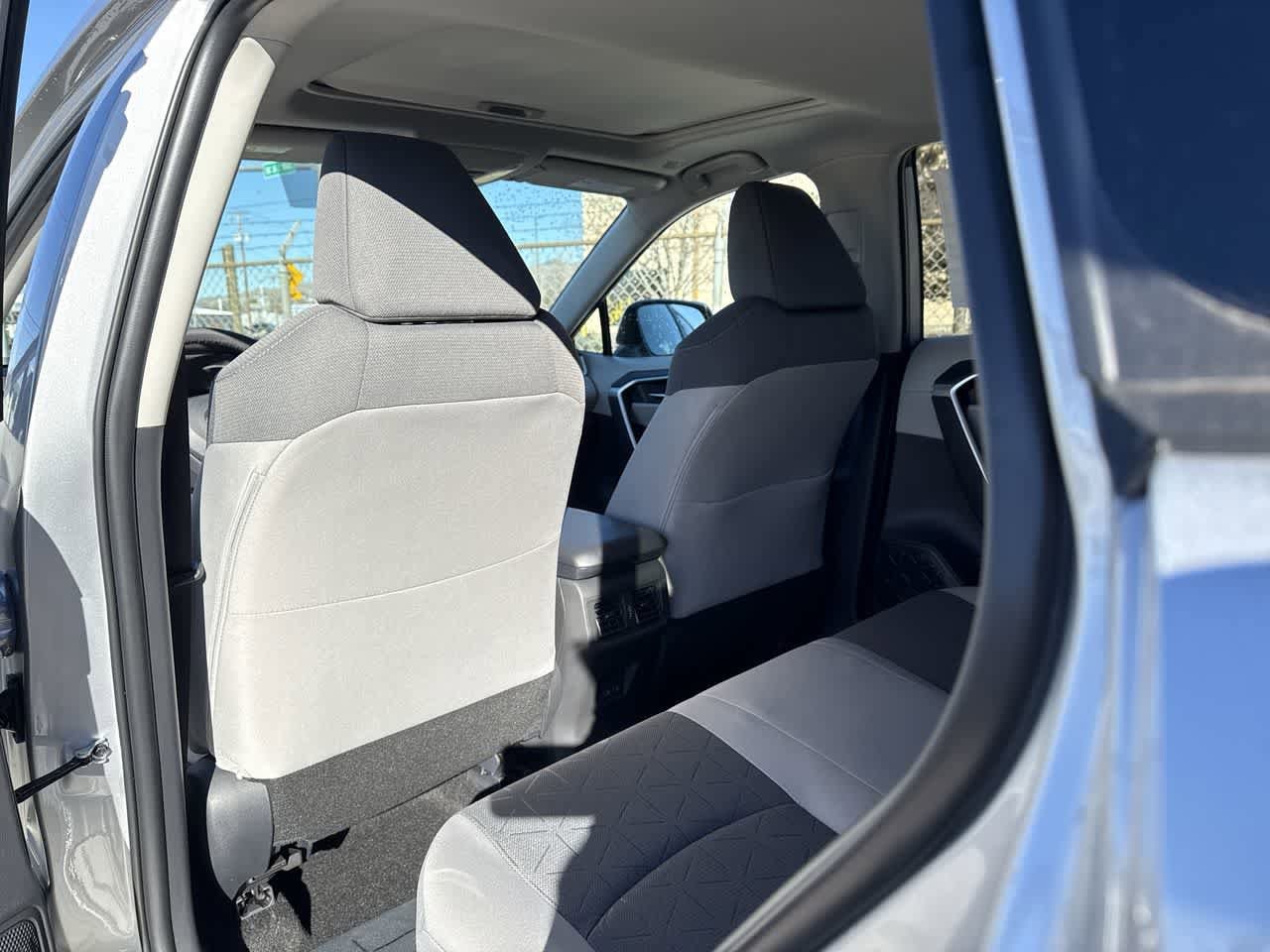 Thumbnail: 2025 Toyota RAV4 - 14