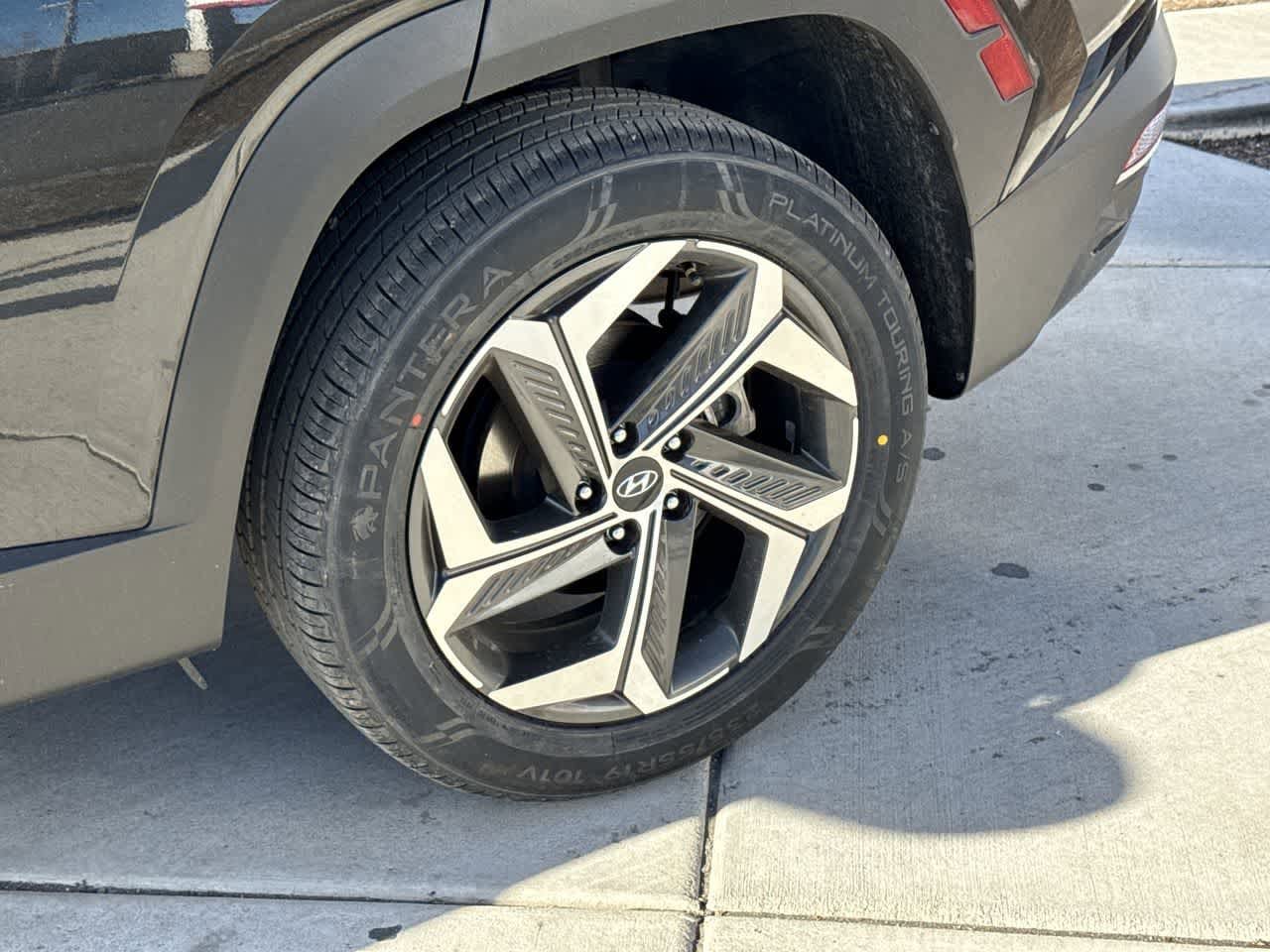 Thumbnail: 2022 Hyundai Tucson - 8