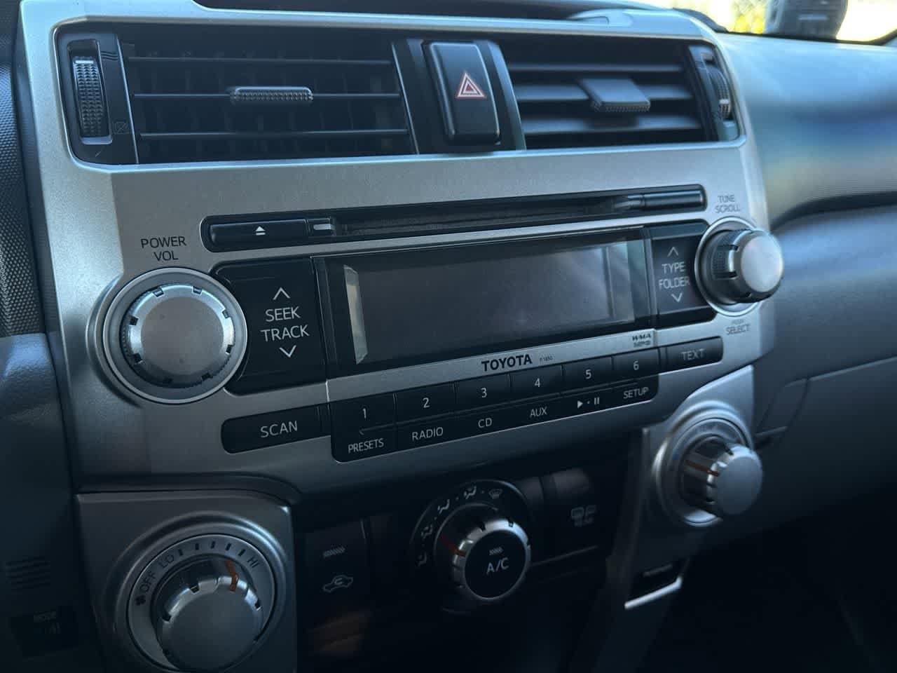 Thumbnail: 2012 Toyota 4Runner - 18