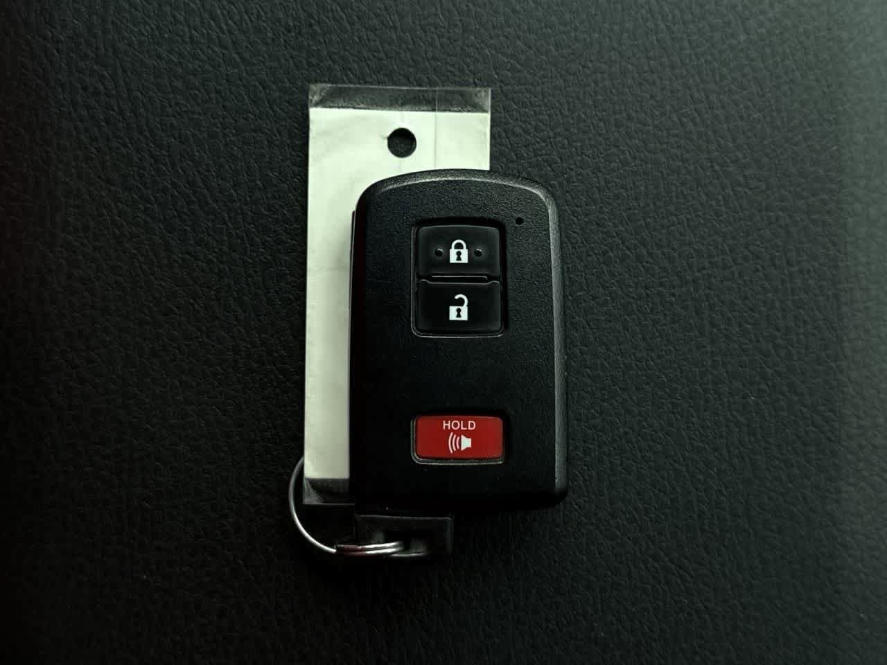 Thumbnail: 2021 Toyota Tacoma - 23