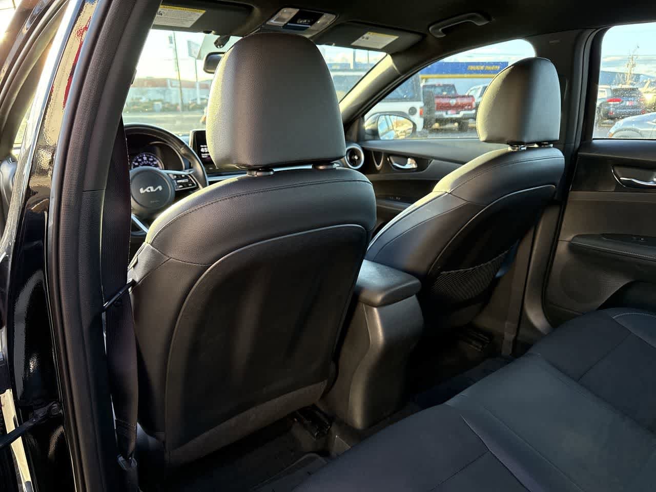 Thumbnail: 2023 Kia Forte - 13