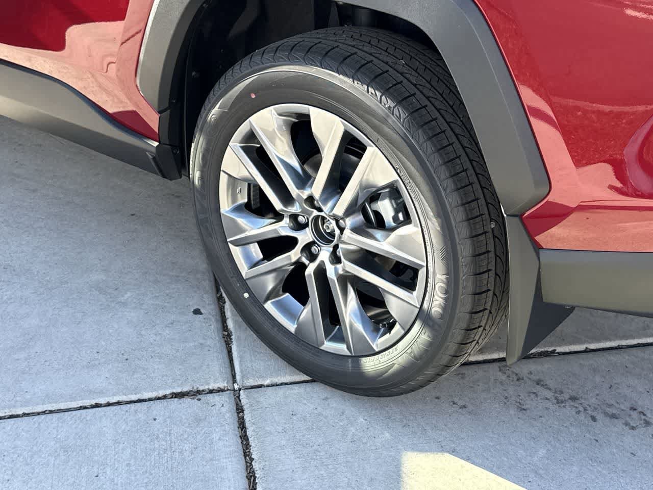 Thumbnail: 2025 Toyota RAV4 - 8