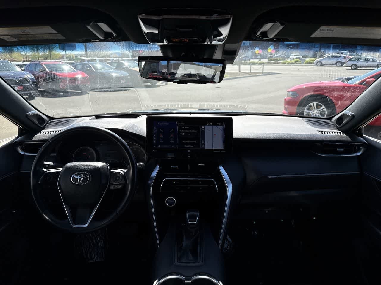 Thumbnail: 2021 Toyota Venza - 16