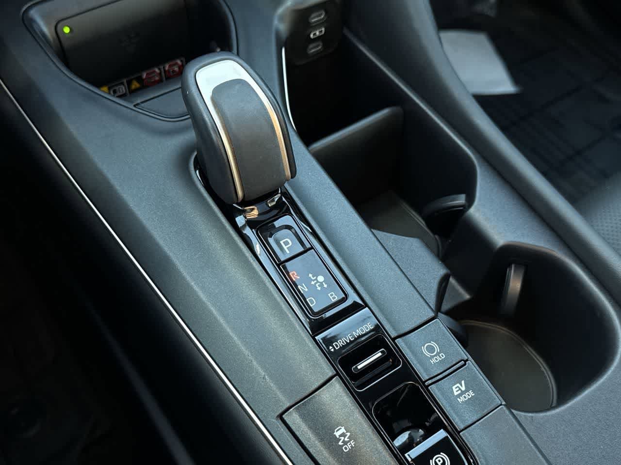 Thumbnail: 2023 Toyota Crown - 20