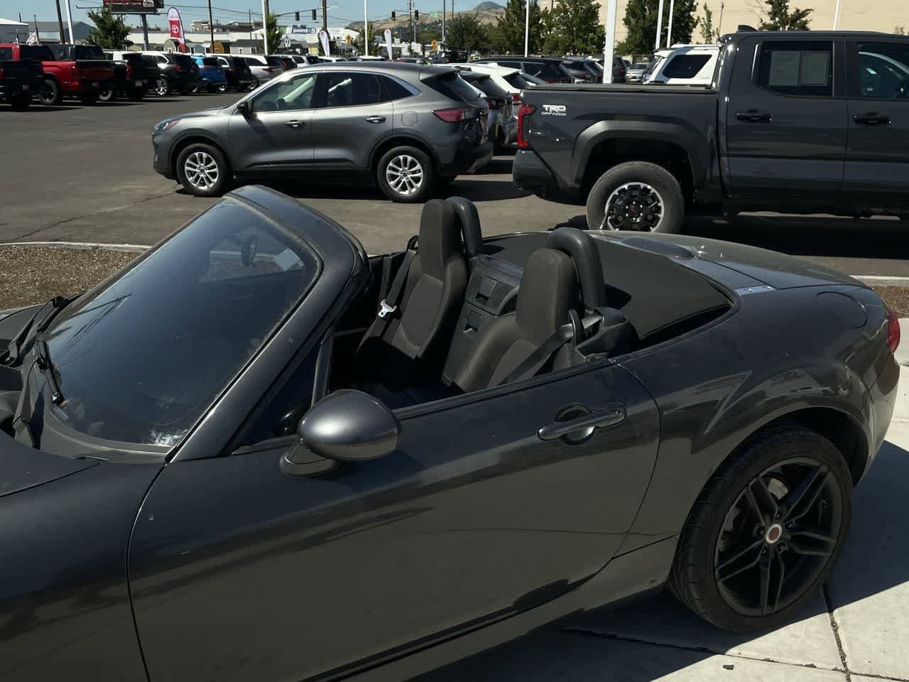 Thumbnail: 2014 Mazda MX-5 Miata - 25