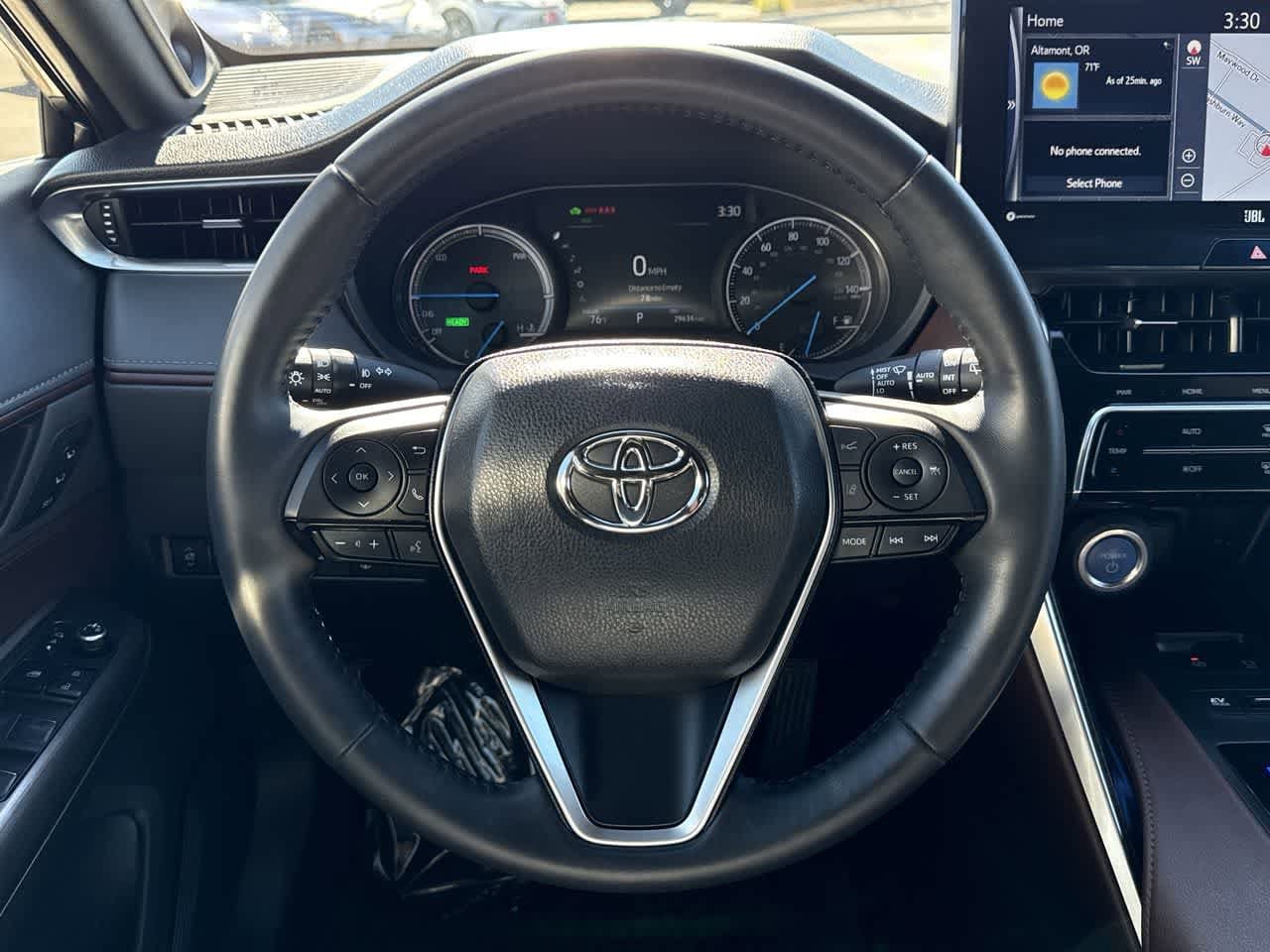 Thumbnail: 2022 Toyota Venza - 16