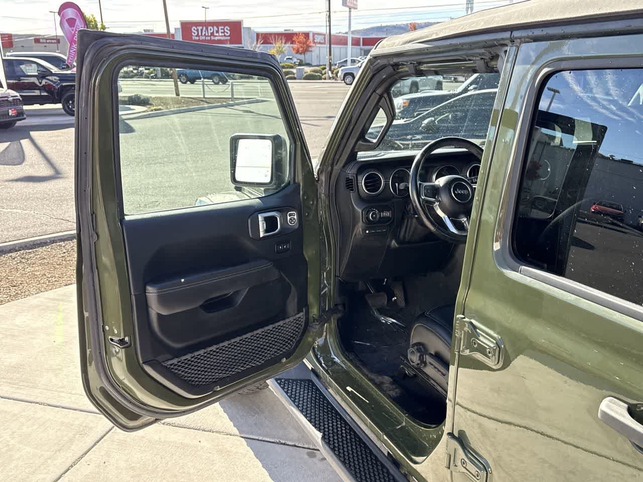 Thumbnail: 2021 Jeep Wrangler - 10