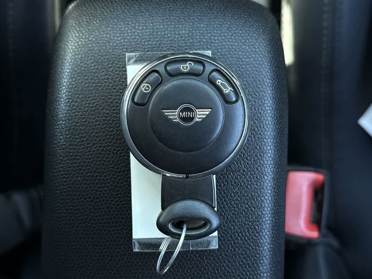 Thumbnail: 2015 MINI Cooper Paceman - 21