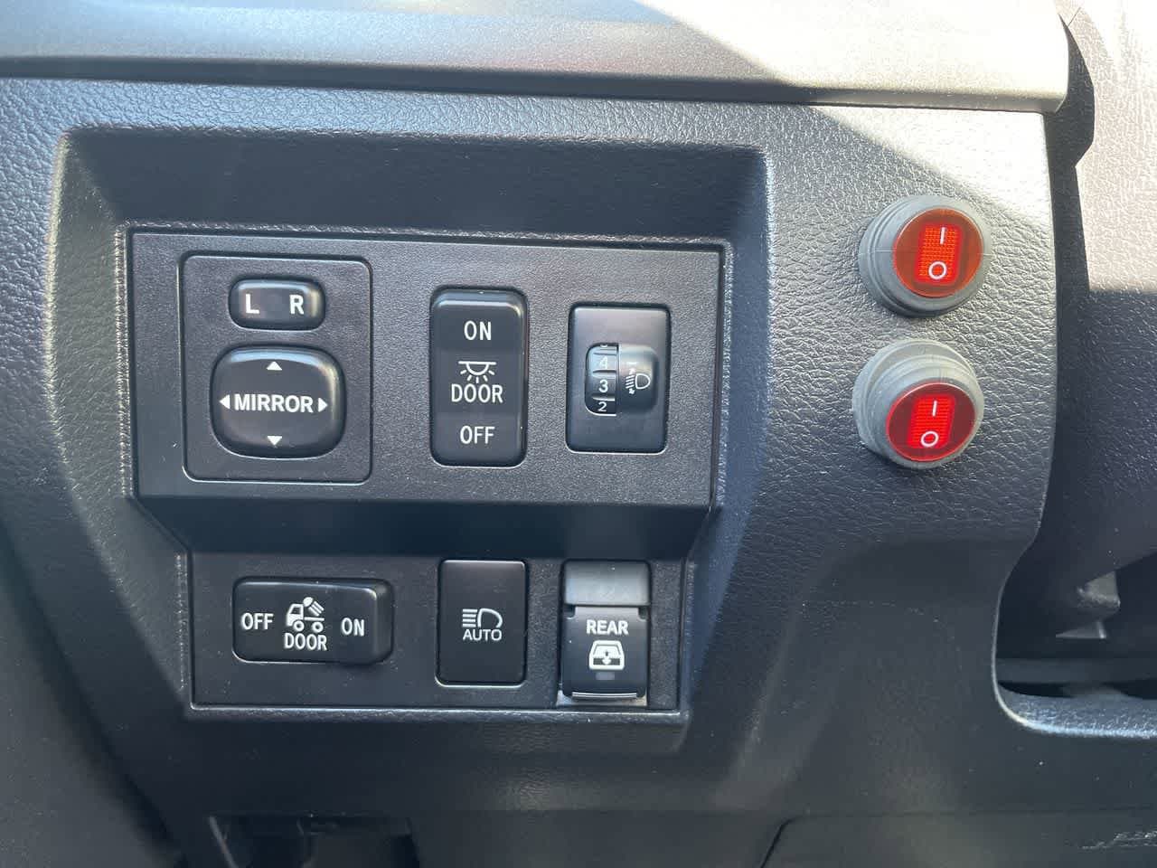 Thumbnail: 2020 Toyota Tundra - 24