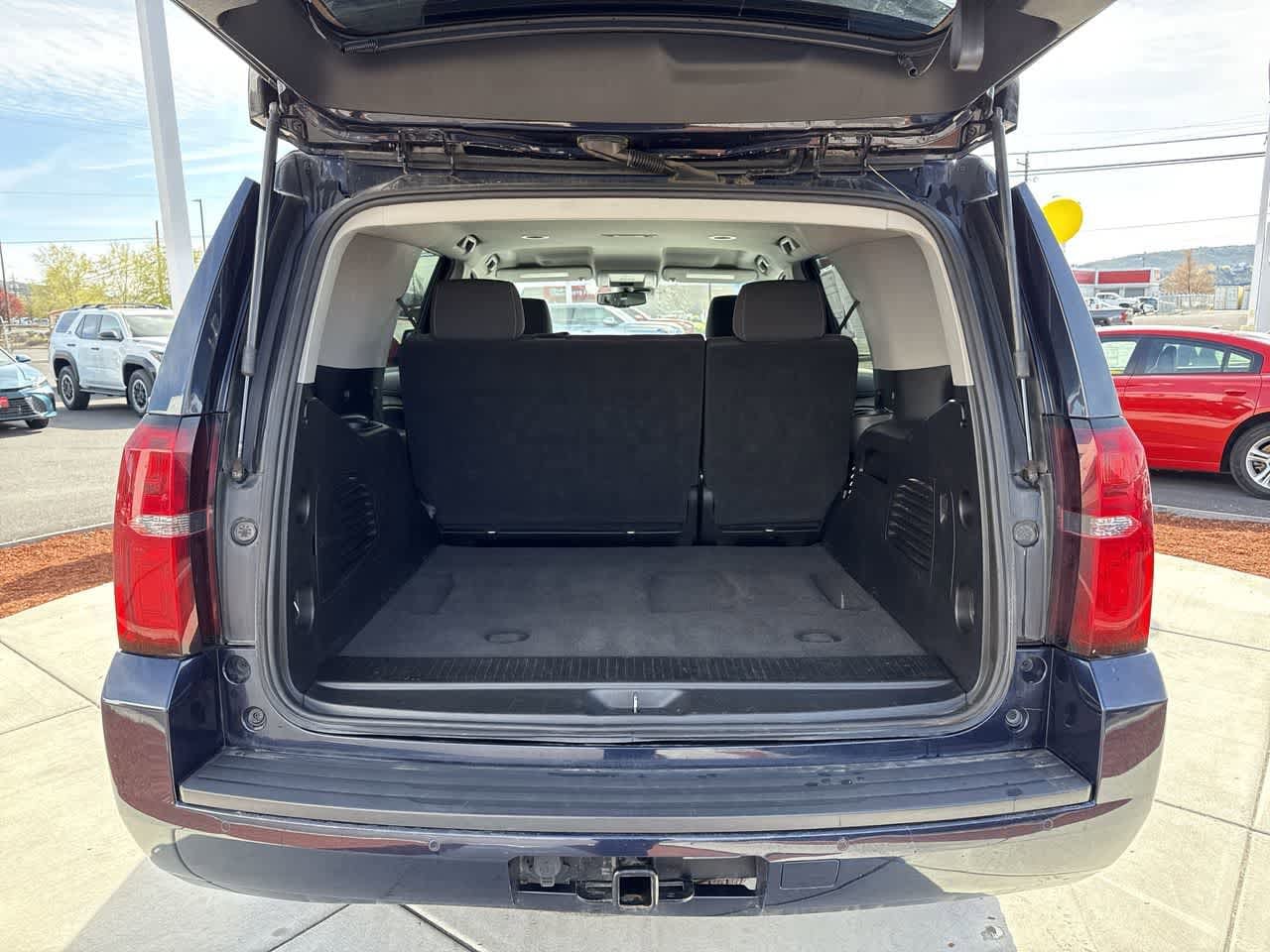 Thumbnail: 2020 Chevrolet Tahoe - 6