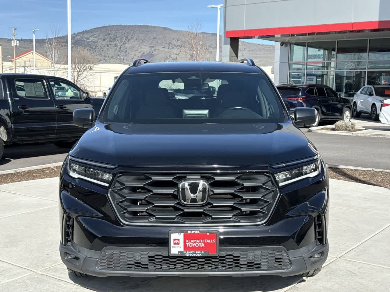 Thumbnail: 2023 Honda Pilot - 3