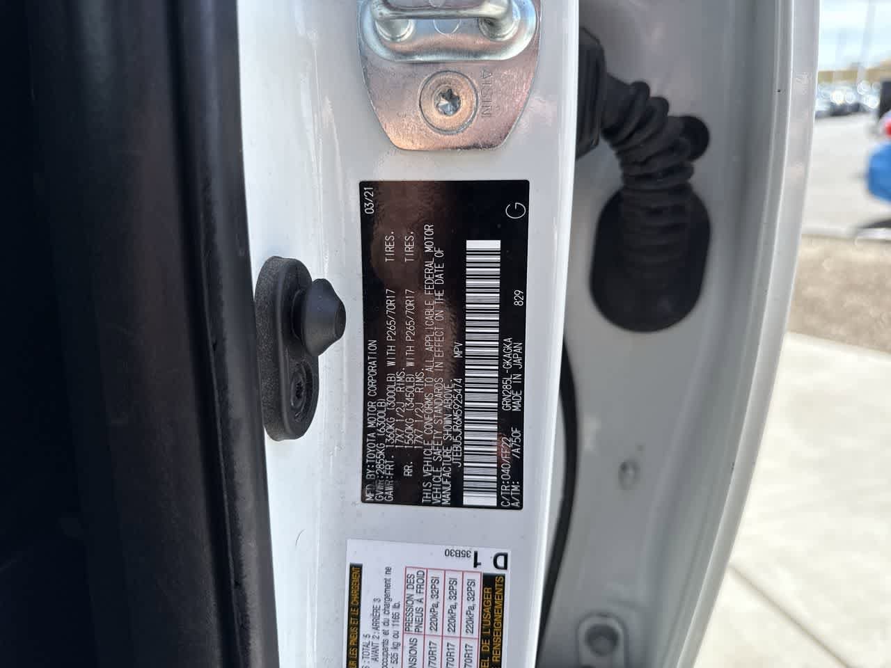 Thumbnail: 2021 Toyota 4Runner - 24