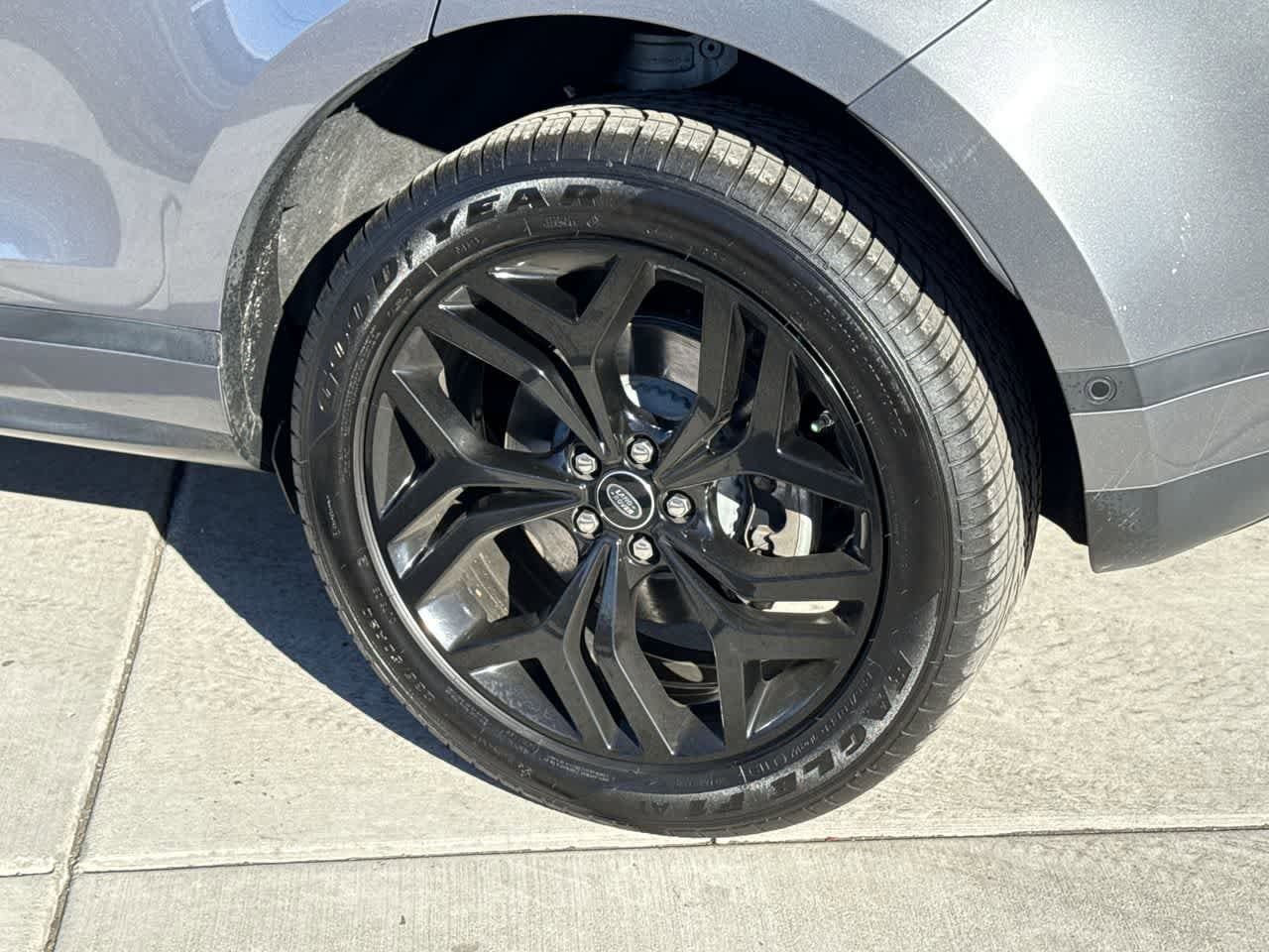 Thumbnail: 2021 Land Rover Range Rover Evoque - 8