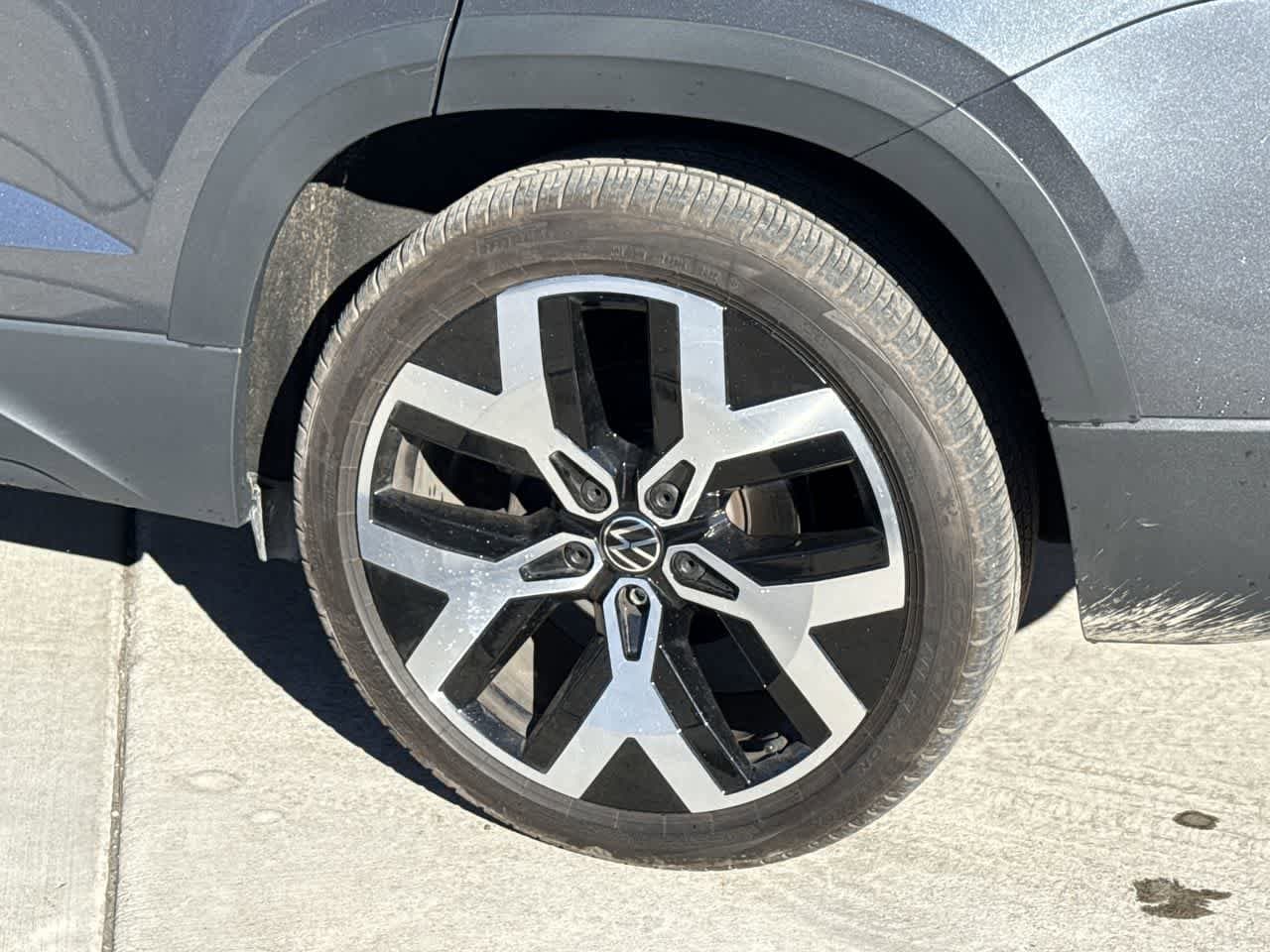 Thumbnail: 2022 Volkswagen Taos - 8