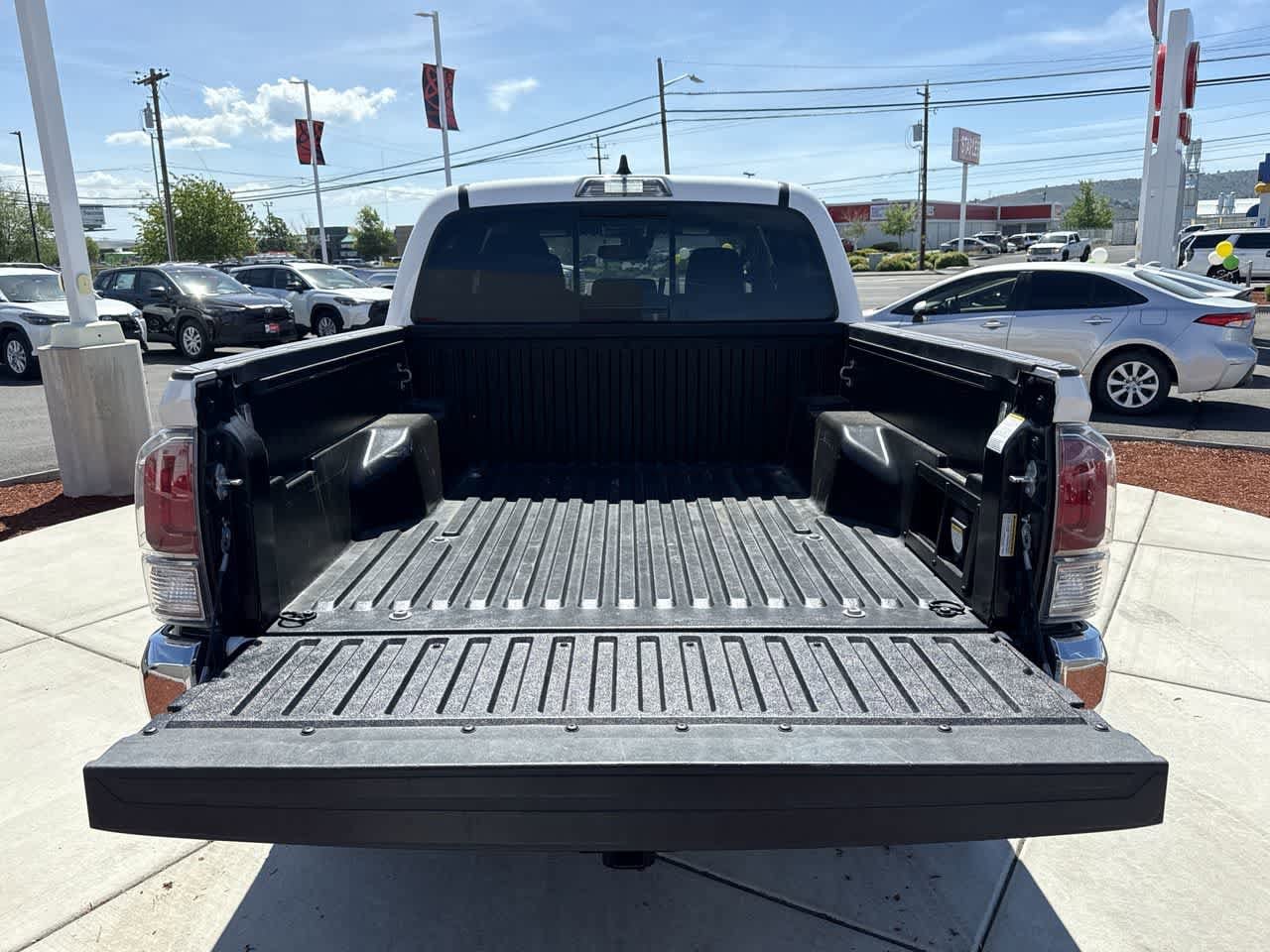 Thumbnail: 2023 Toyota Tacoma - 6