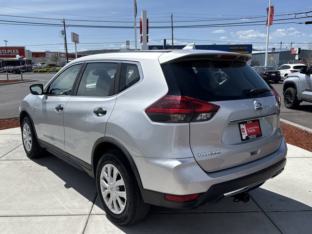 Thumbnail: 2020 Nissan Rogue - 5