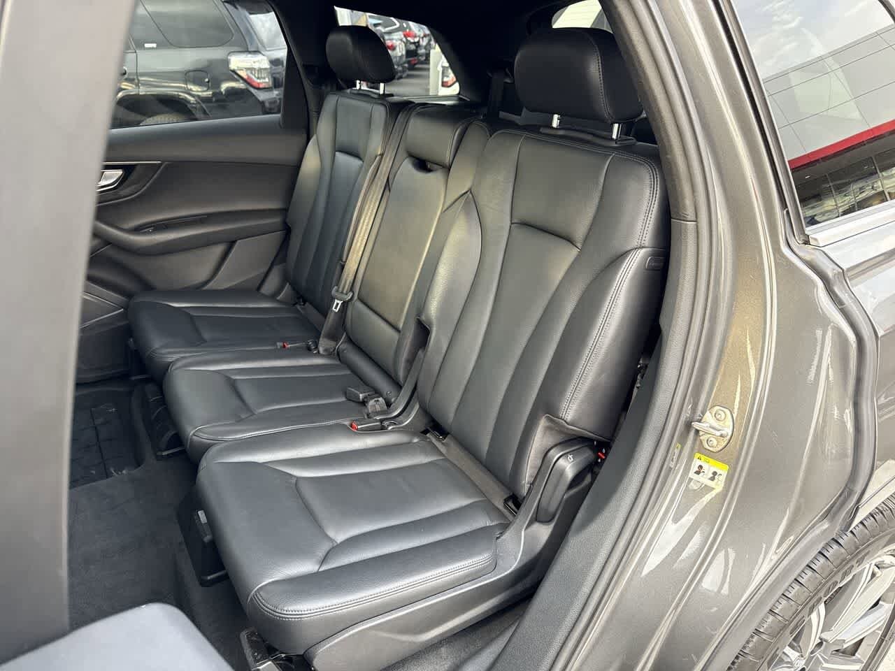 Thumbnail: 2019 Audi Q7 - 12