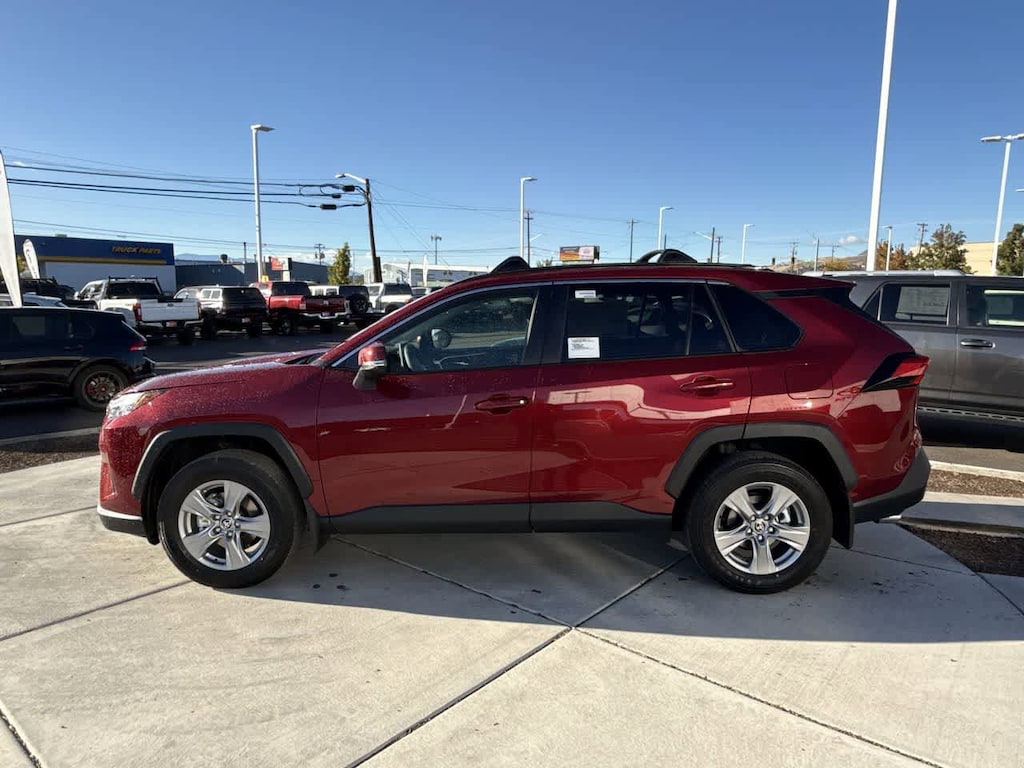 New 2025 Toyota RAV4 XLE SUV