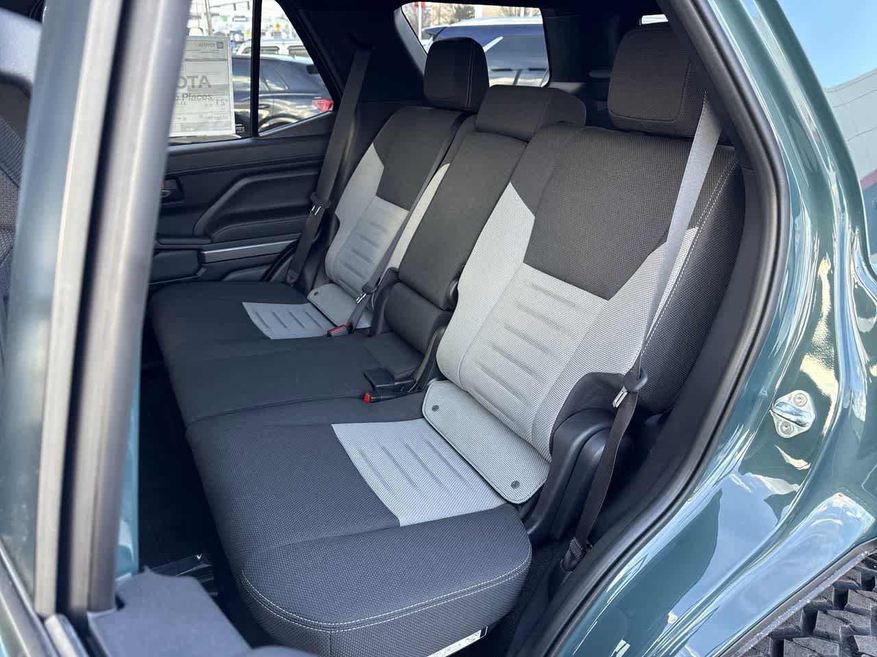 Thumbnail: 2025 Toyota 4Runner - 12