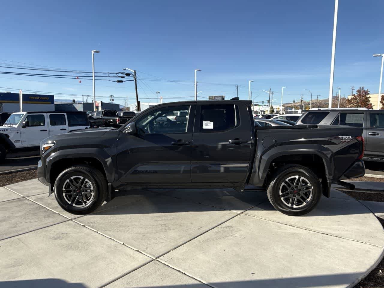 Thumbnail: 2025 Toyota Tacoma - 2