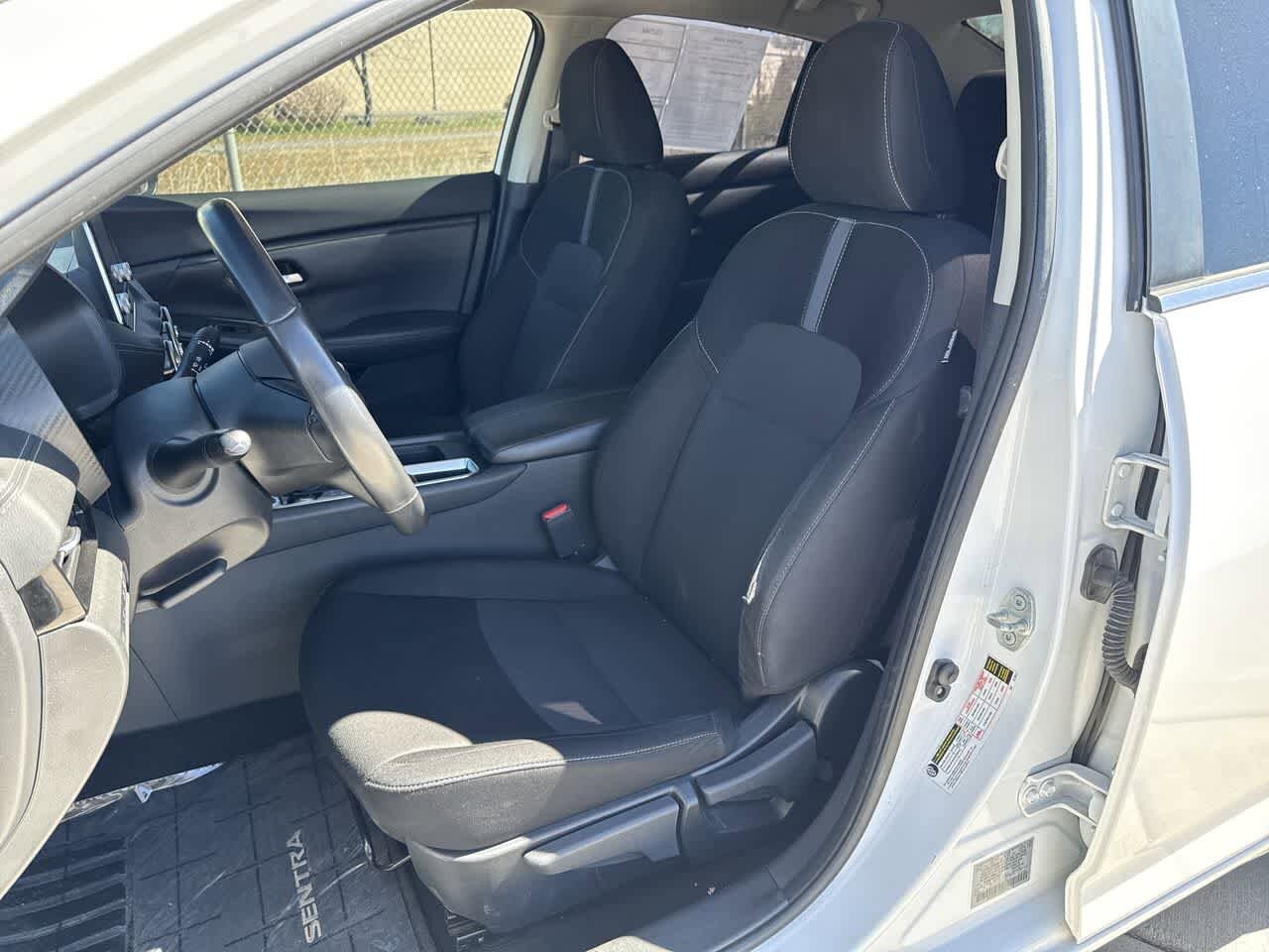 Thumbnail: 2022 Nissan Sentra - 11