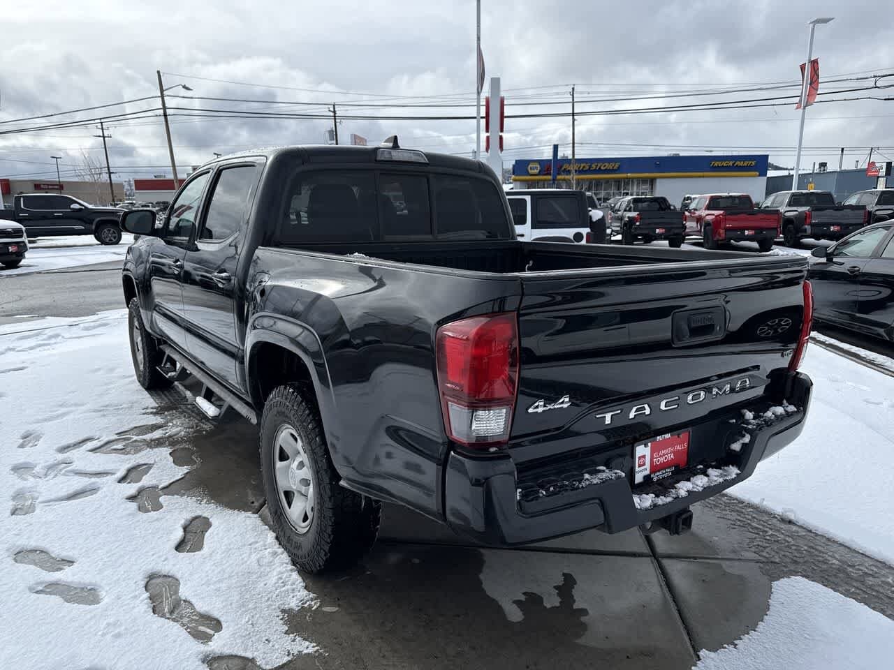 Thumbnail: 2022 Toyota Tacoma - 5