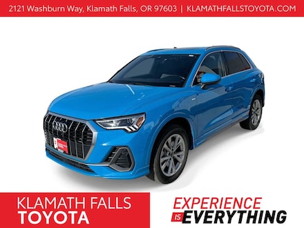 2023 Audi Q3 45 S line Premium