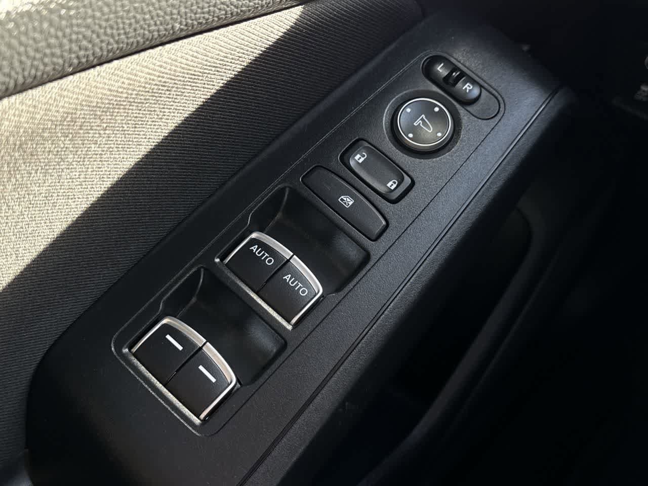 Thumbnail: 2023 Honda Civic - 22