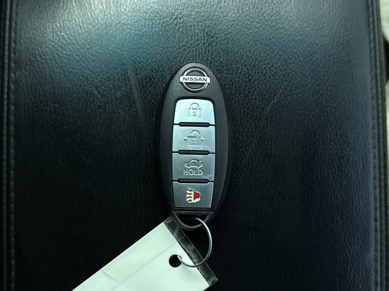 Thumbnail: 2015 Nissan Altima - 22