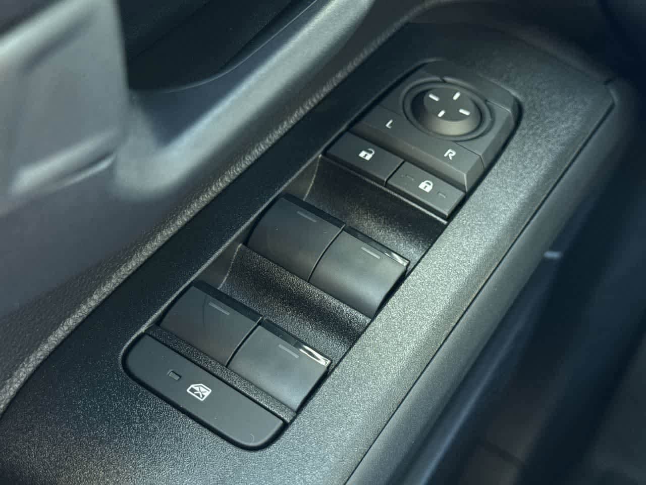 Thumbnail: 2025 Toyota 4Runner - 22