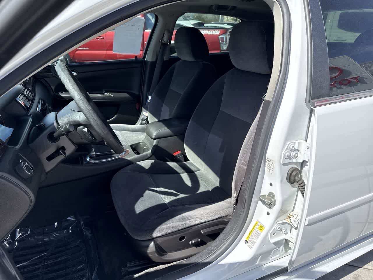 Thumbnail: 2015 Chevrolet Impala - 12