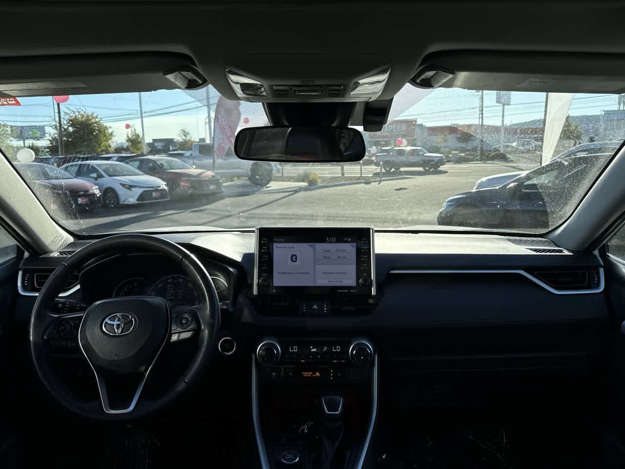 Thumbnail: 2022 Toyota RAV4 - 15