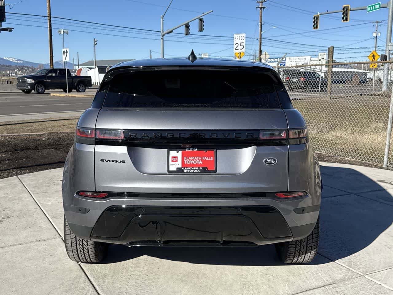 Thumbnail: 2021 Land Rover Range Rover Evoque - 4