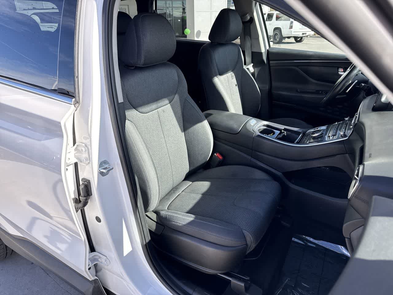 Thumbnail: 2023 Hyundai Santa Fe - 14