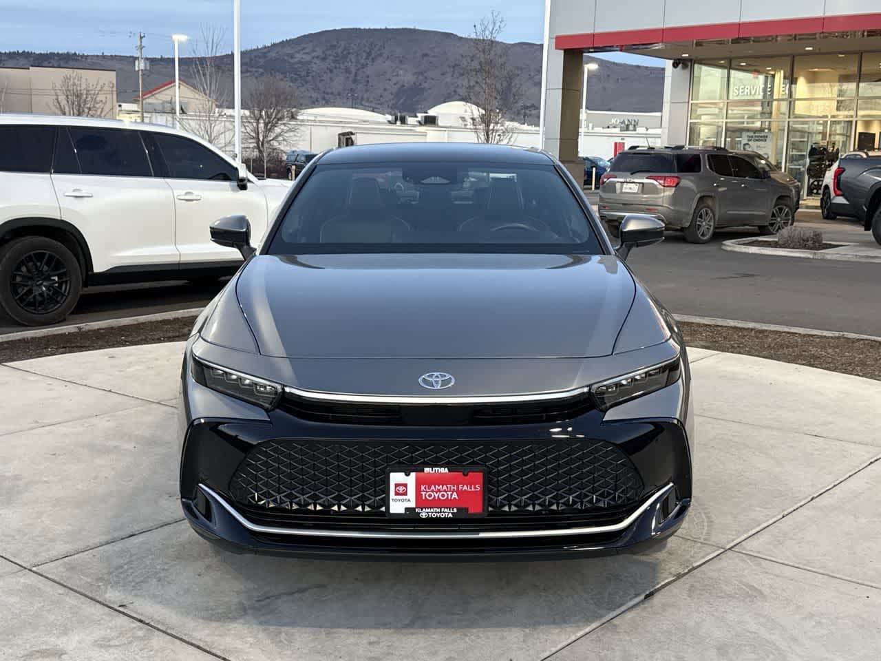 Thumbnail: 2023 Toyota Crown - 3